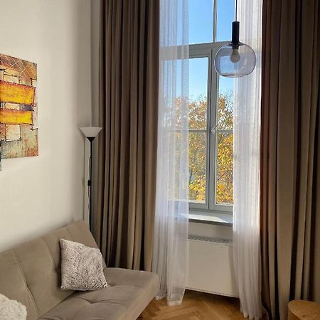 Loft In City Center-Prime Rentals Kaunas Luaran gambar