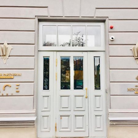 Loft In City Center-Prime Rentals Kaunas Luaran gambar