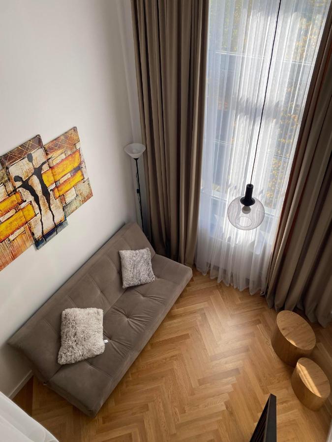 Loft In City Center-Prime Rentals Kaunas Luaran gambar