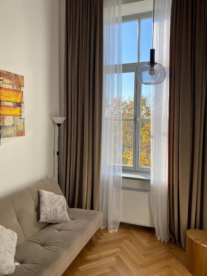 Loft In City Center-Prime Rentals Kaunas Luaran gambar