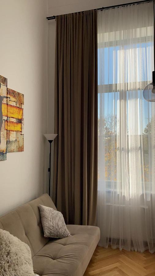 Loft In City Center-Prime Rentals Kaunas Luaran gambar
